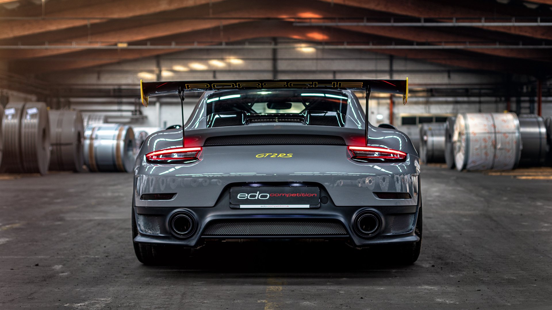 开云下载-以“足球+文化”推动城市文化建设,打造城市新名片,足球文化主题绘画